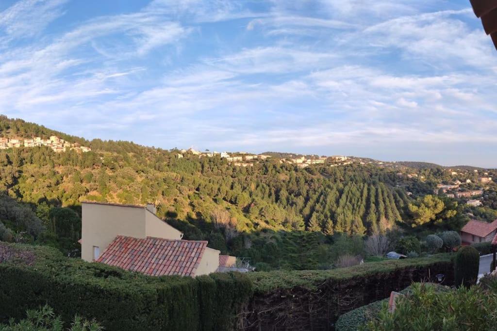 Aphrodite By Kleidos - Tres Belle Maison 6 P Climatisee Golfe Sainte Maxime Рокбрюн-сюр-Аржан Екстериор снимка